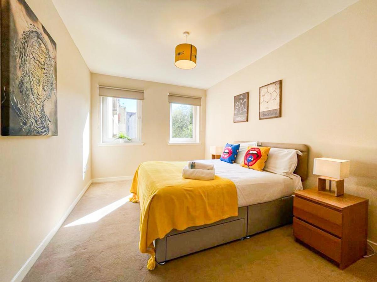 אדינבורו Charming Old Town 2 Bed Apt, 2Mins From Royal Mile מראה חיצוני תמונה
