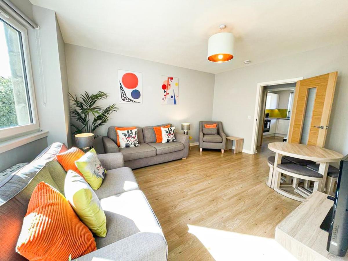 אדינבורו Charming Old Town 2 Bed Apt, 2Mins From Royal Mile מראה חיצוני תמונה